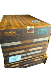 Load image into Gallery viewer, 866621Y I IBM Netfinity 7100 PIII Xeon 550MHz-1M 256MB Server BRAND NEW0